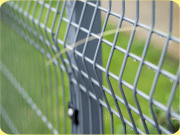 From cheap cost effective mesh fences to high security mesh fencing we can advise, supply, and fit whatever you need.